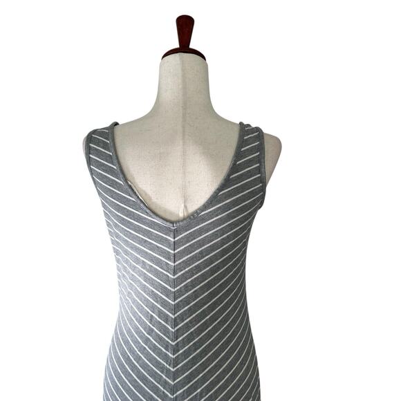 Athleta Women's Medium Maxi Dress "Heather Grey Cross-Shore" Sleeveless (box 15) - Picture 7 of 9